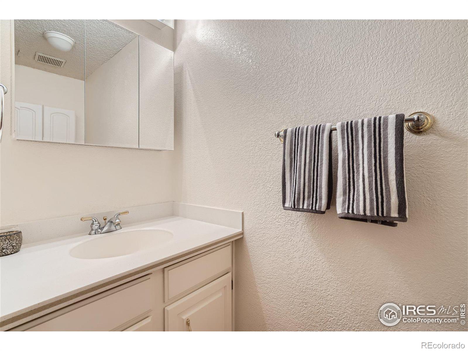 MLS Image #16 for 11555 w 70th place a,arvada, Colorado