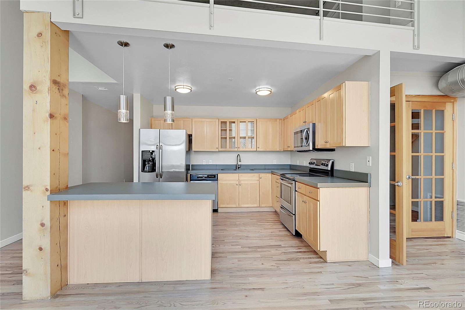 MLS Image #11 for 1050  cherokee street,denver, Colorado