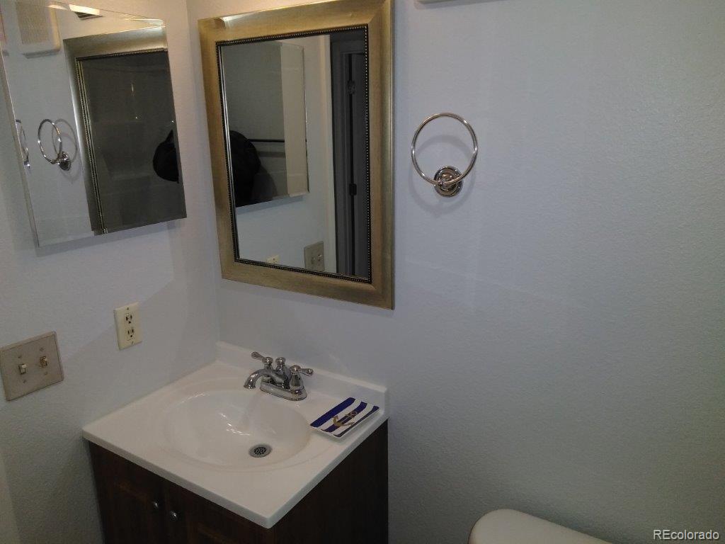 MLS Image #14 for 10792 e exposition avenue,aurora, Colorado
