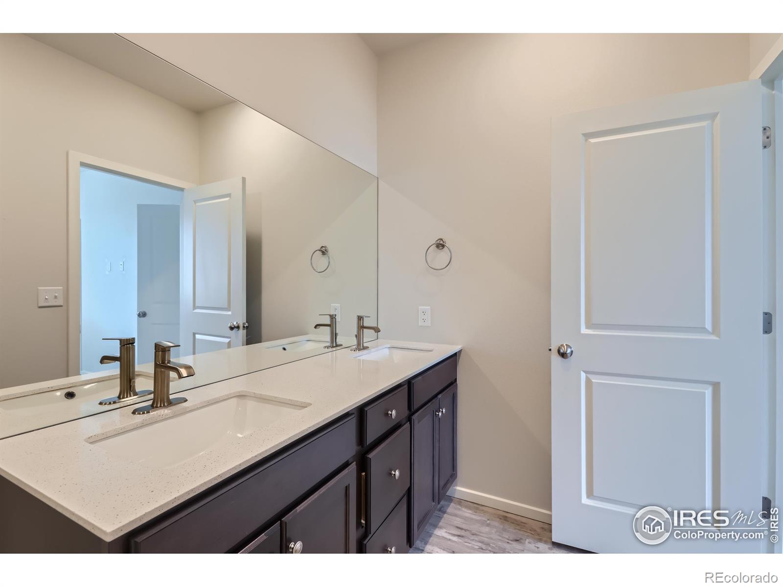 MLS Image #10 for 2078  autumn moon drive,windsor, Colorado