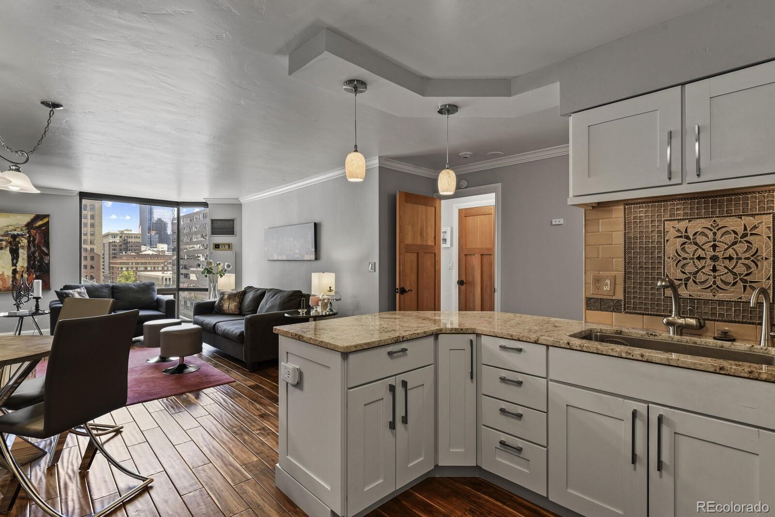 MLS Image #2 for 1625  larimer street 1004,denver, Colorado