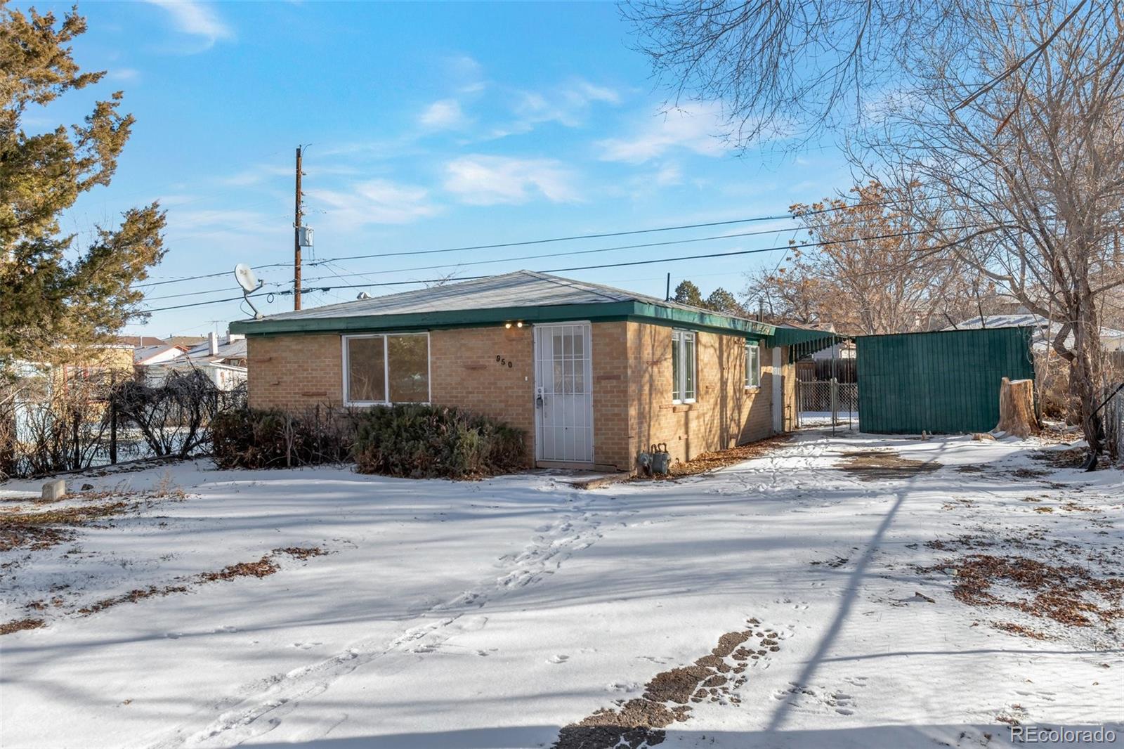 MLS Image #0 for 950 s leyden street,denver, Colorado