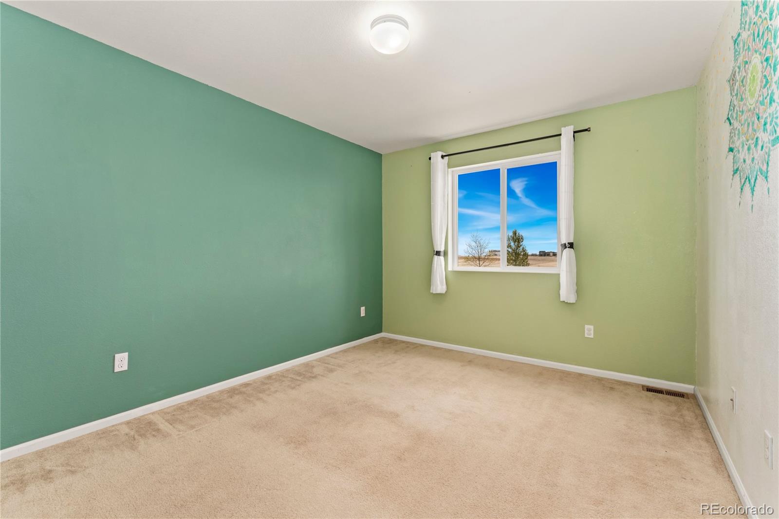 MLS Image #14 for 21071  randolph place,denver, Colorado