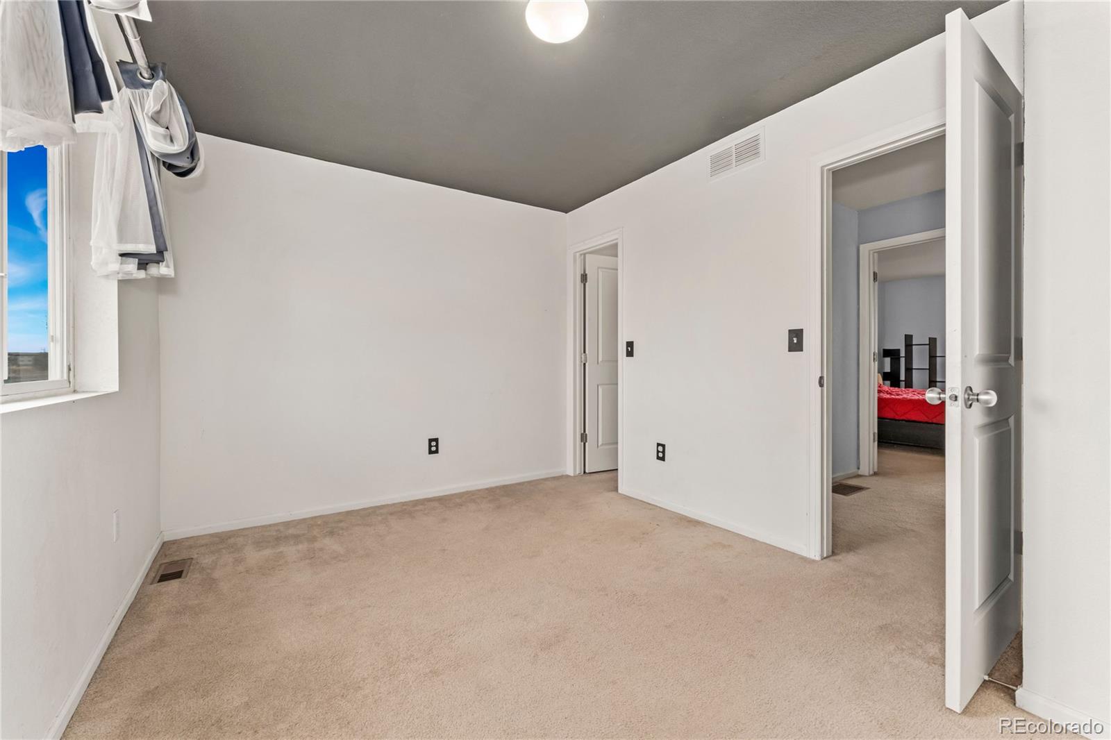 MLS Image #18 for 21071  randolph place,denver, Colorado