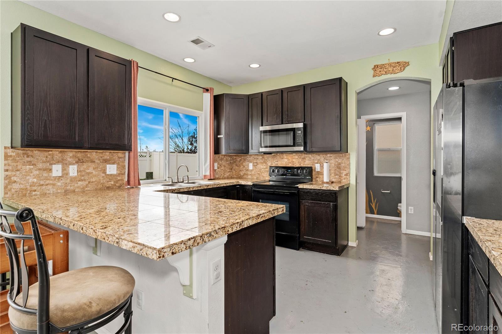 MLS Image #6 for 21071  randolph place,denver, Colorado