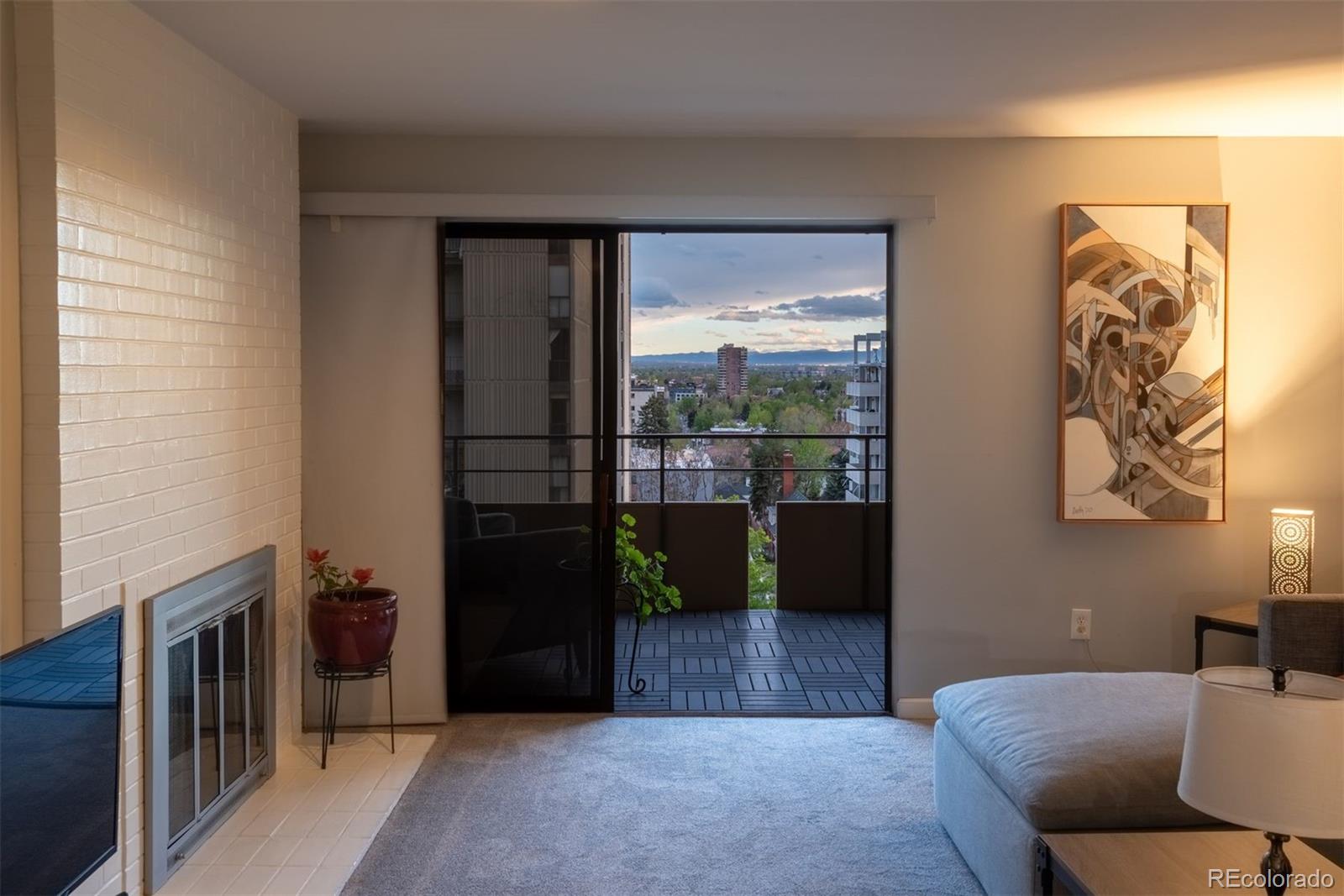 MLS Image #3 for 800 n pearl street 707,denver, Colorado