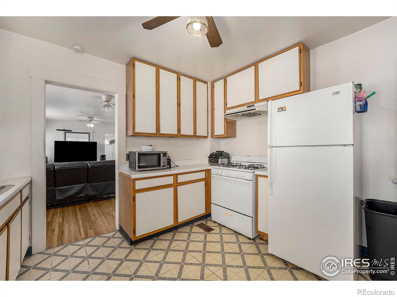 MLS Image #11 for 2134  7th avenue,greeley, Colorado