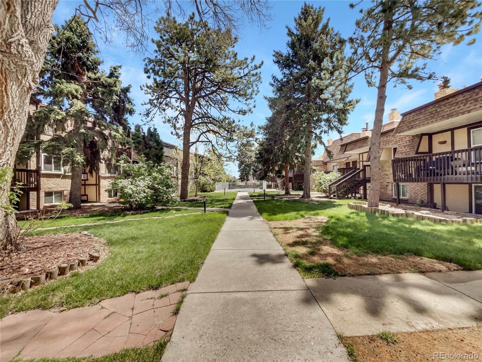 MLS Image #5 for 1390  everett court 209,lakewood, Colorado