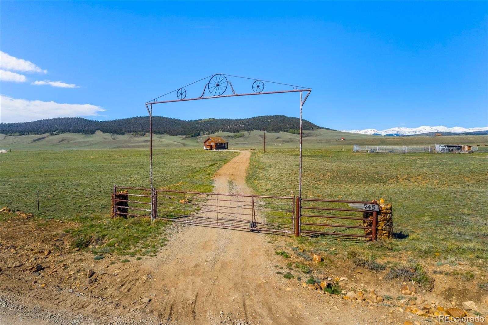 MLS Image #11 for 745  bar d road,como, Colorado