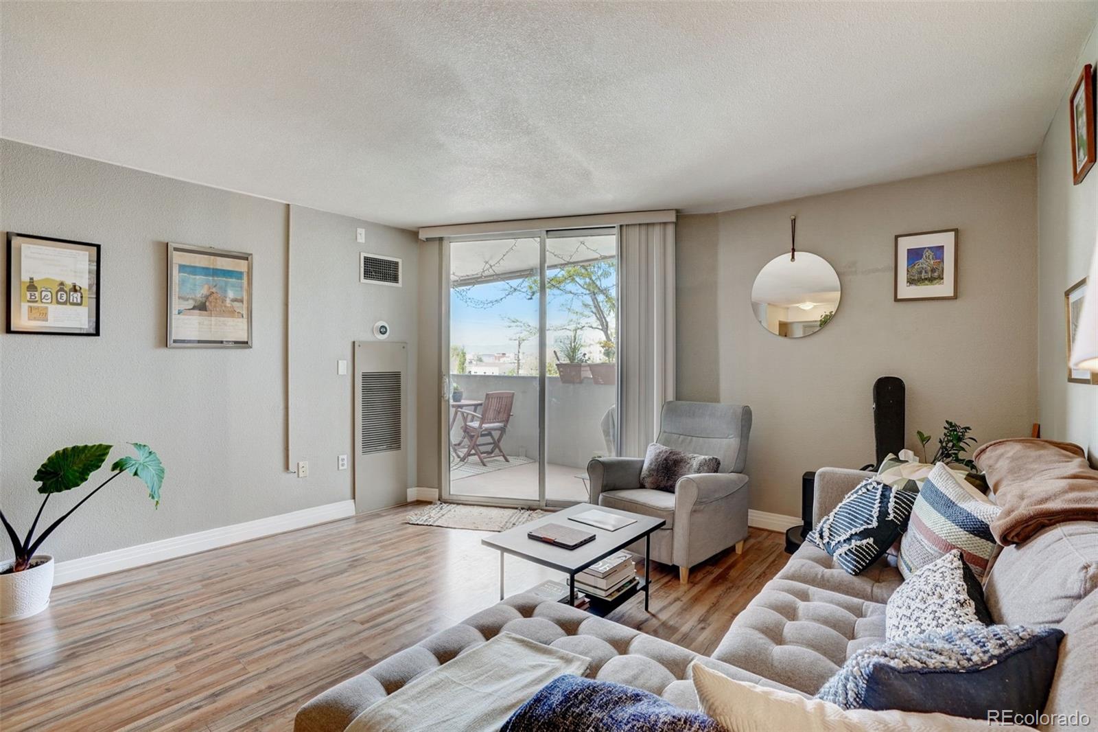 MLS Image #4 for 601 w 11th avenue,denver, Colorado