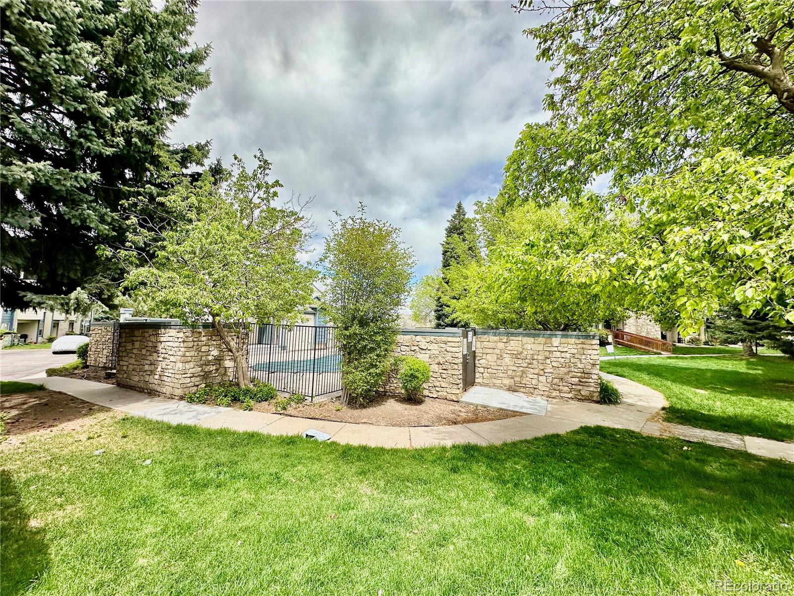 MLS Image #12 for 16001 e alaska place,aurora, Colorado