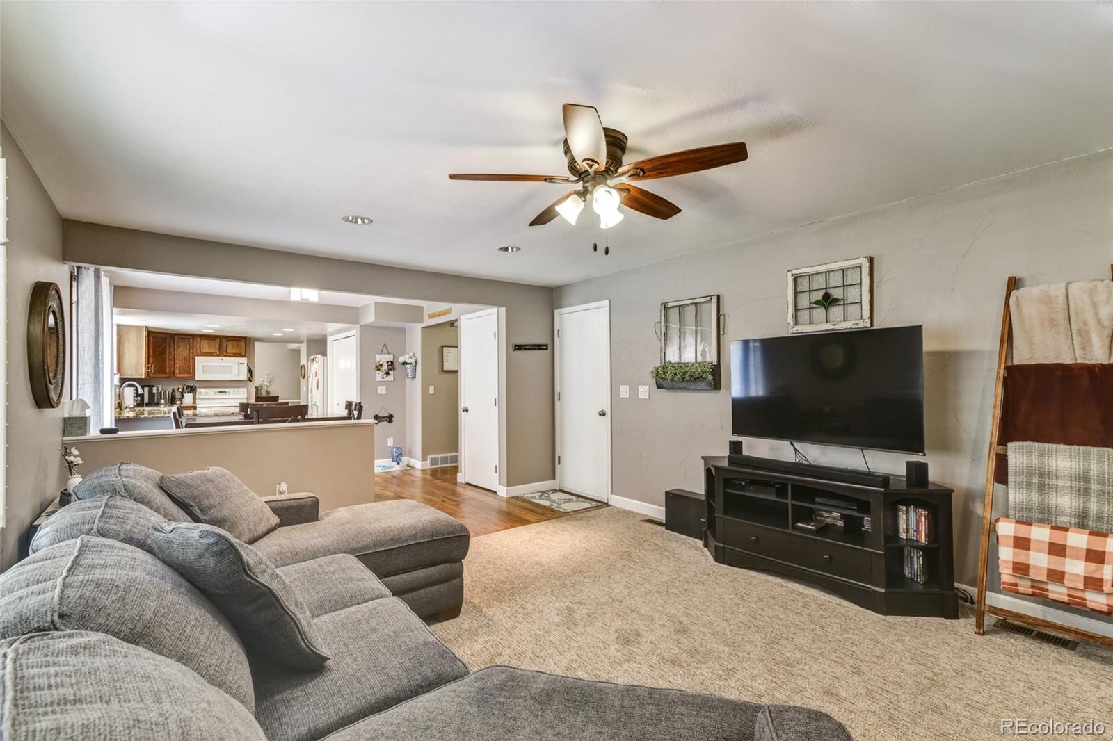 MLS Image #14 for 7394 s field court,littleton, Colorado