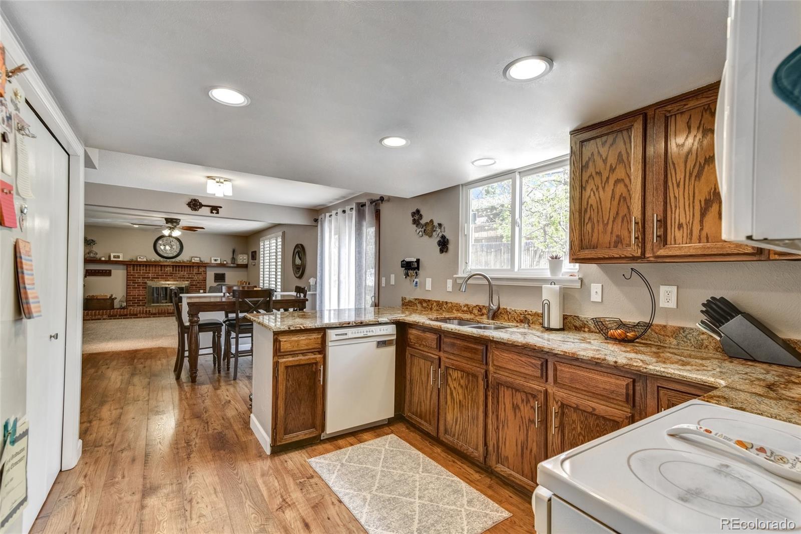 MLS Image #9 for 7394 s field court,littleton, Colorado