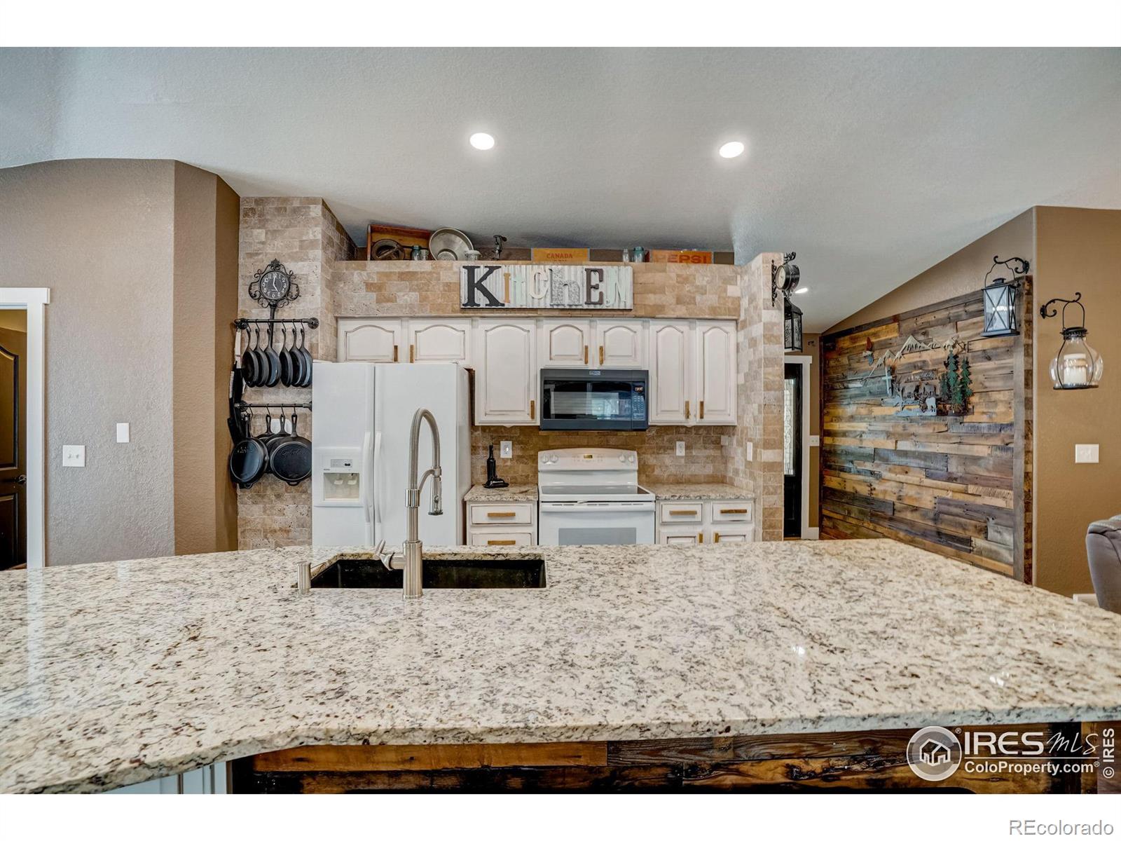 MLS Image #14 for 5112 w 9th street,greeley, Colorado