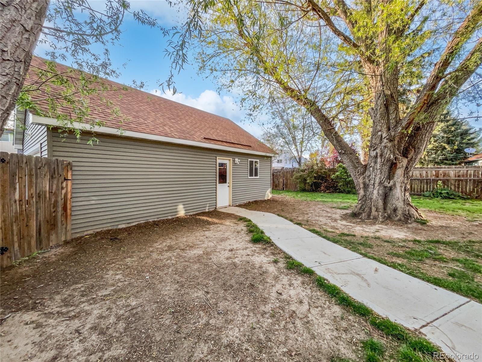 MLS Image #13 for 2117  collyer street,longmont, Colorado