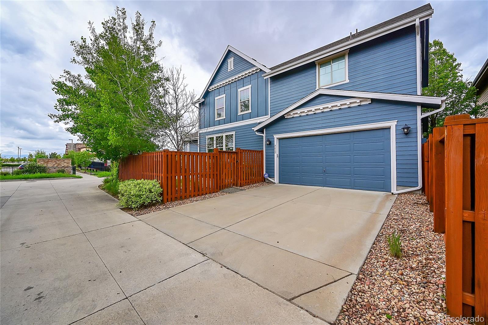 MLS Image #38 for 8432 e 49th place,denver, Colorado