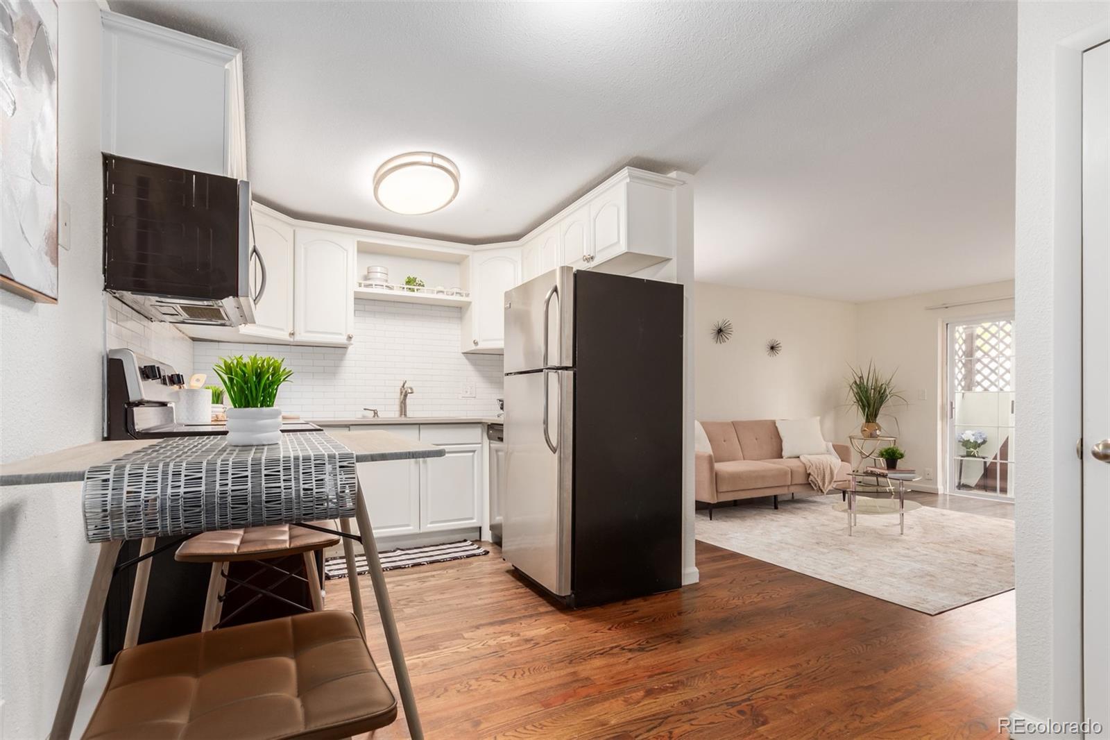 MLS Image #5 for 1410  york street 13,denver, Colorado