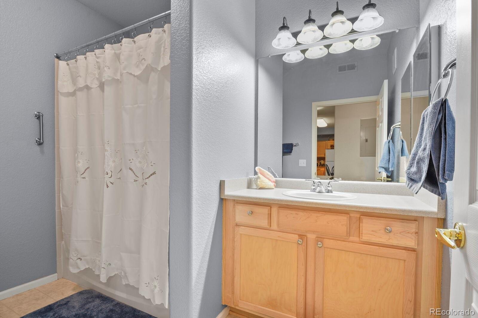 MLS Image #12 for 22960 e roxbury drive g,aurora, Colorado