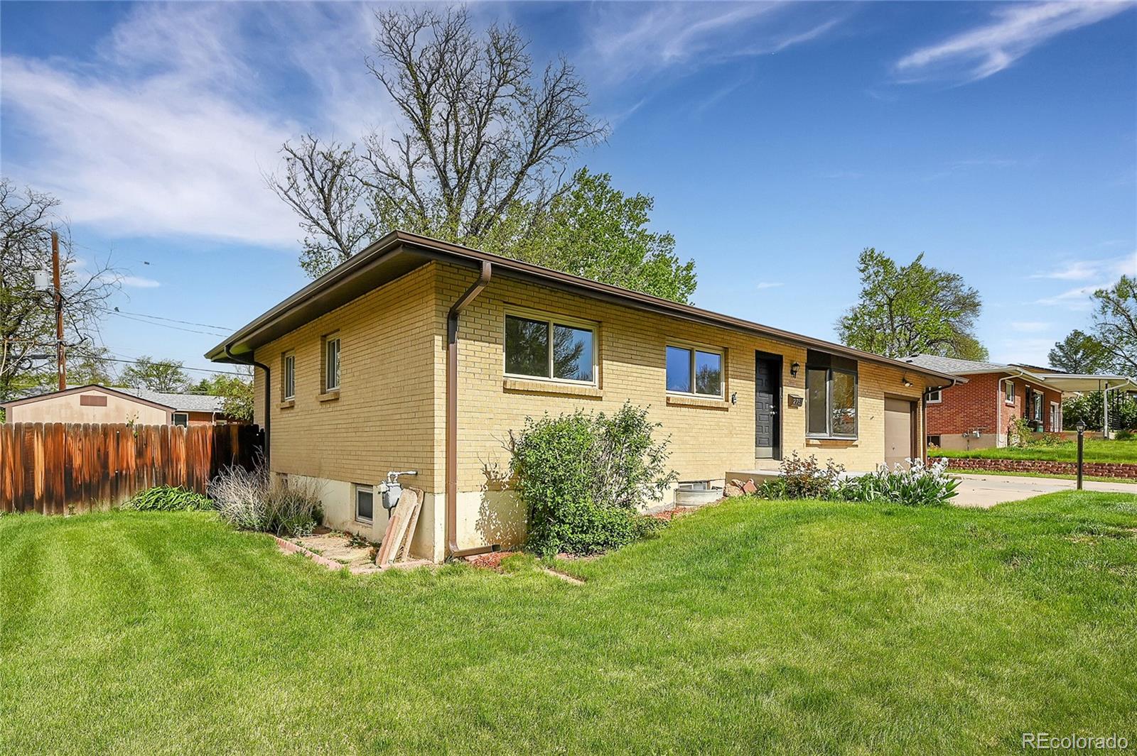 MLS Image #19 for 2751 s perry street,denver, Colorado