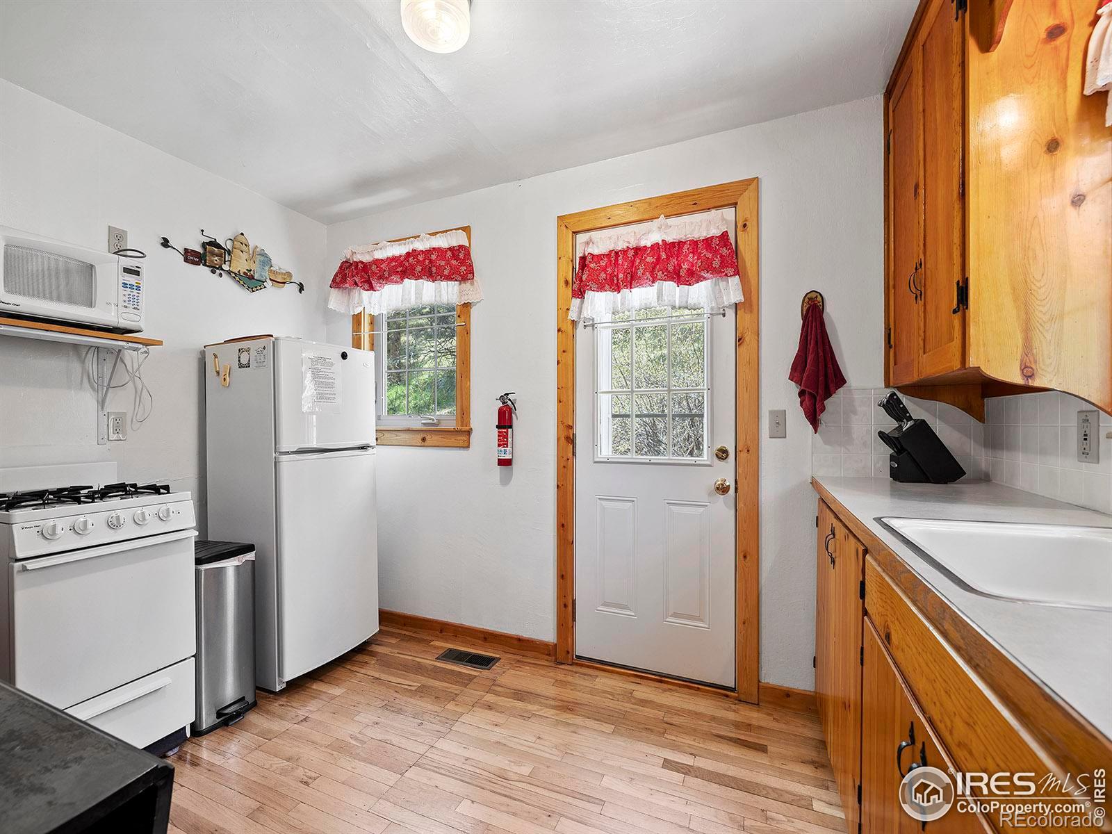 MLS Image #25 for 78  big pine lane,drake, Colorado