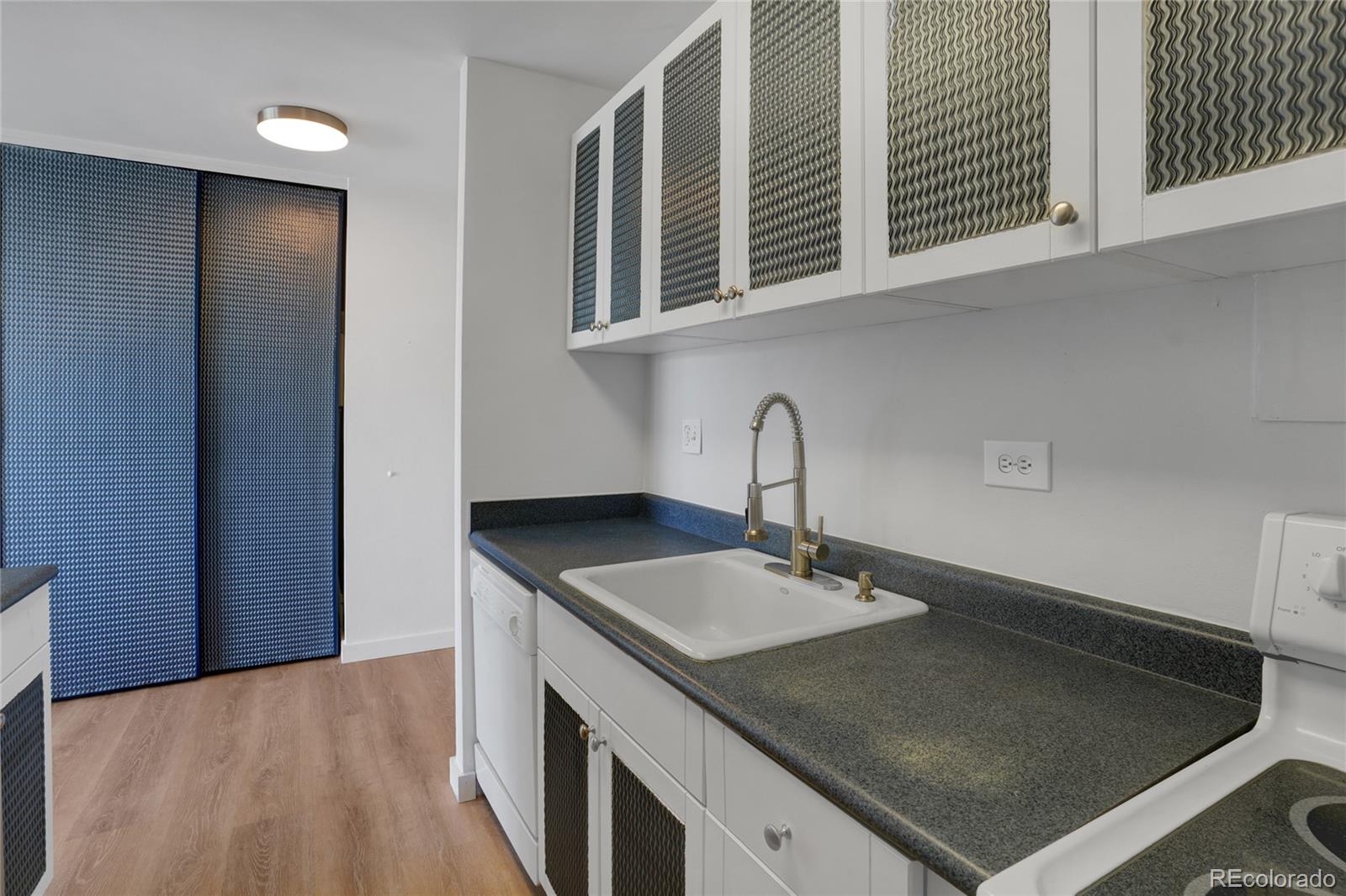 MLS Image #12 for 3100 e cherry creek drive,denver, Colorado