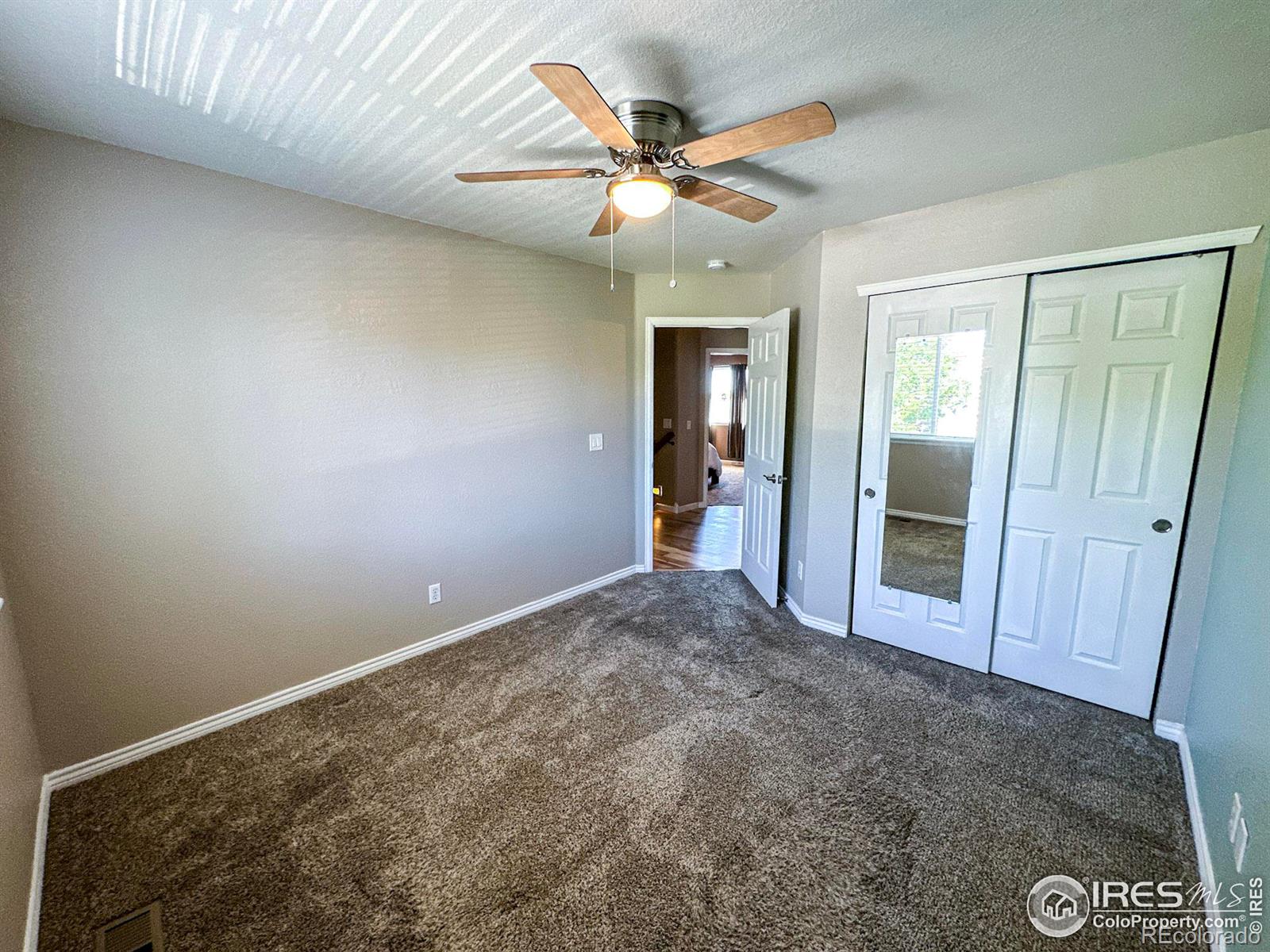 MLS Image #14 for 1610 s pitkin street,aurora, Colorado