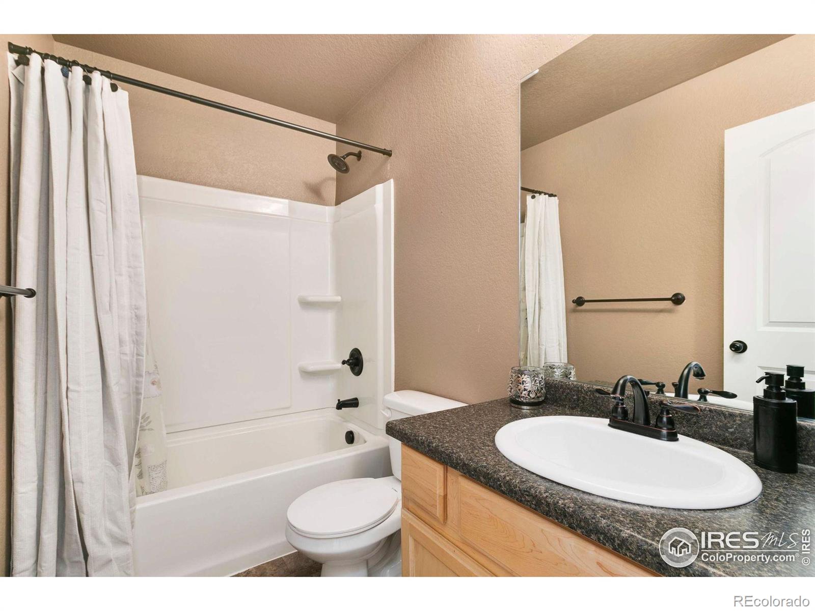 MLS Image #15 for 7557  back stretch drive,wellington, Colorado