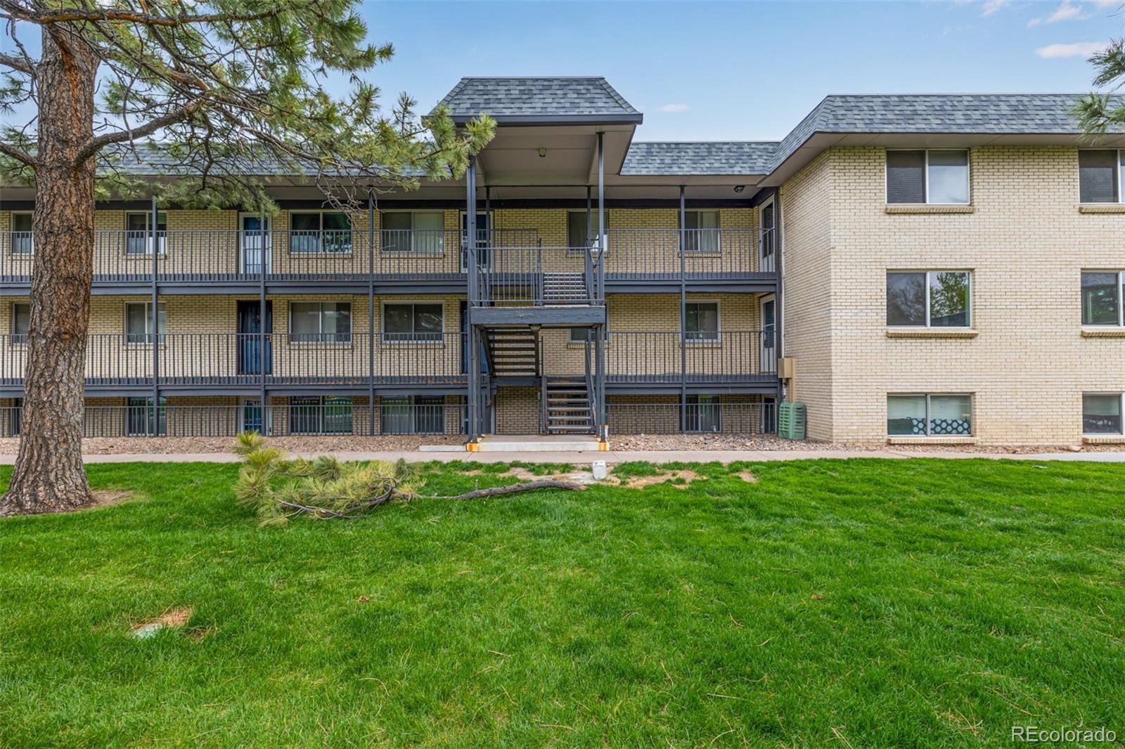 MLS Image #1 for 1723  robb street 33,lakewood, Colorado