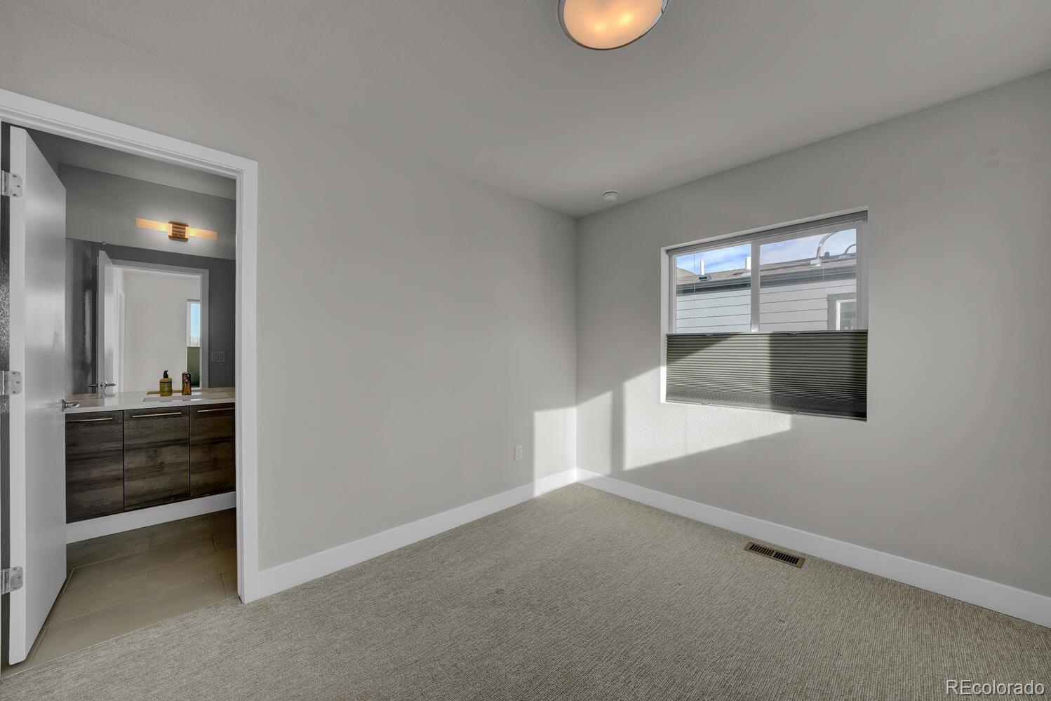 MLS Image #14 for 5654 w 10th place,lakewood, Colorado