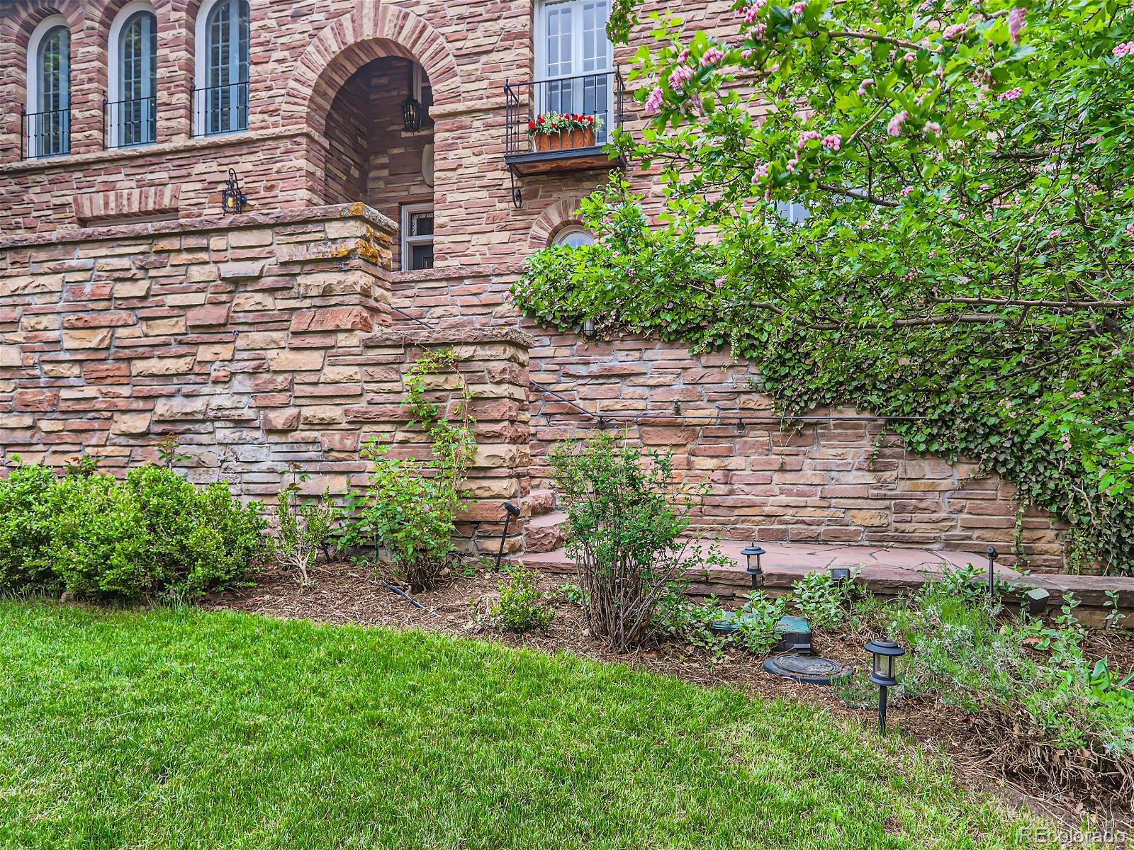 MLS Image #2 for 707  14th street,boulder, Colorado