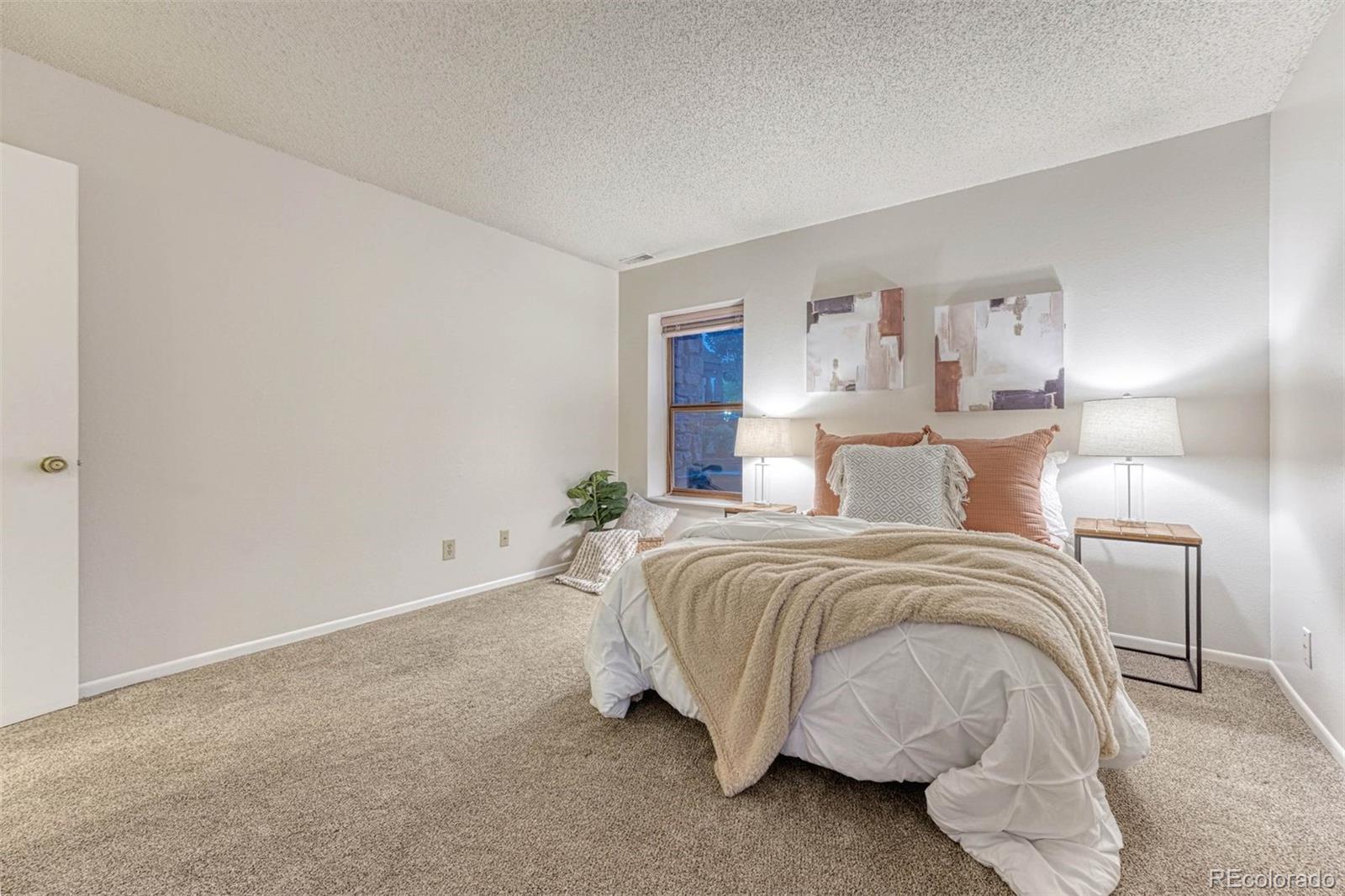 MLS Image #14 for 144 w rockrimmon boulevard,colorado springs, Colorado