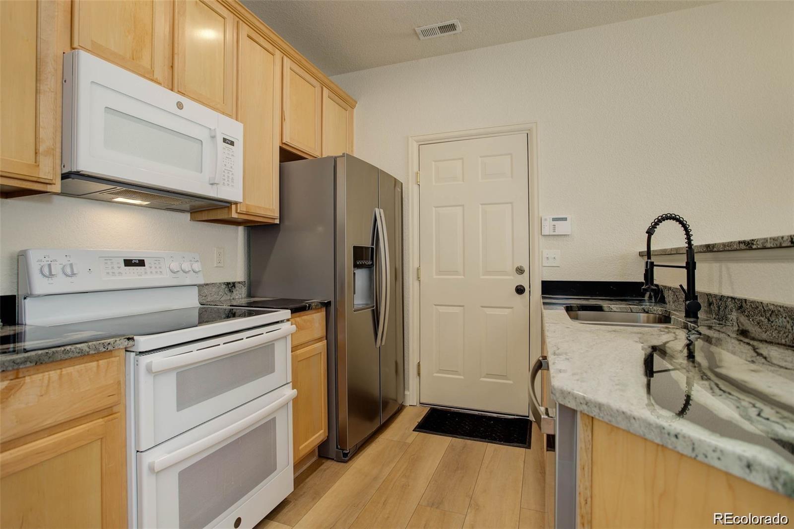 MLS Image #13 for 2819  ulster street,denver, Colorado