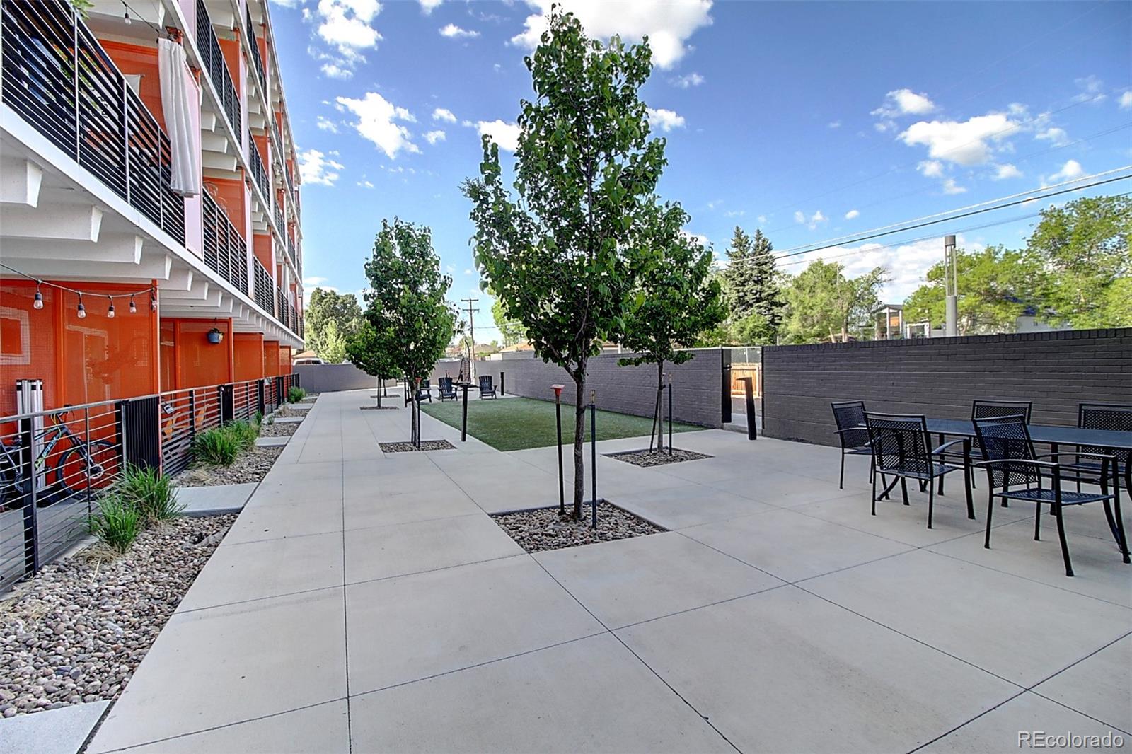 MLS Image #10 for 1495  vrain street,denver, Colorado