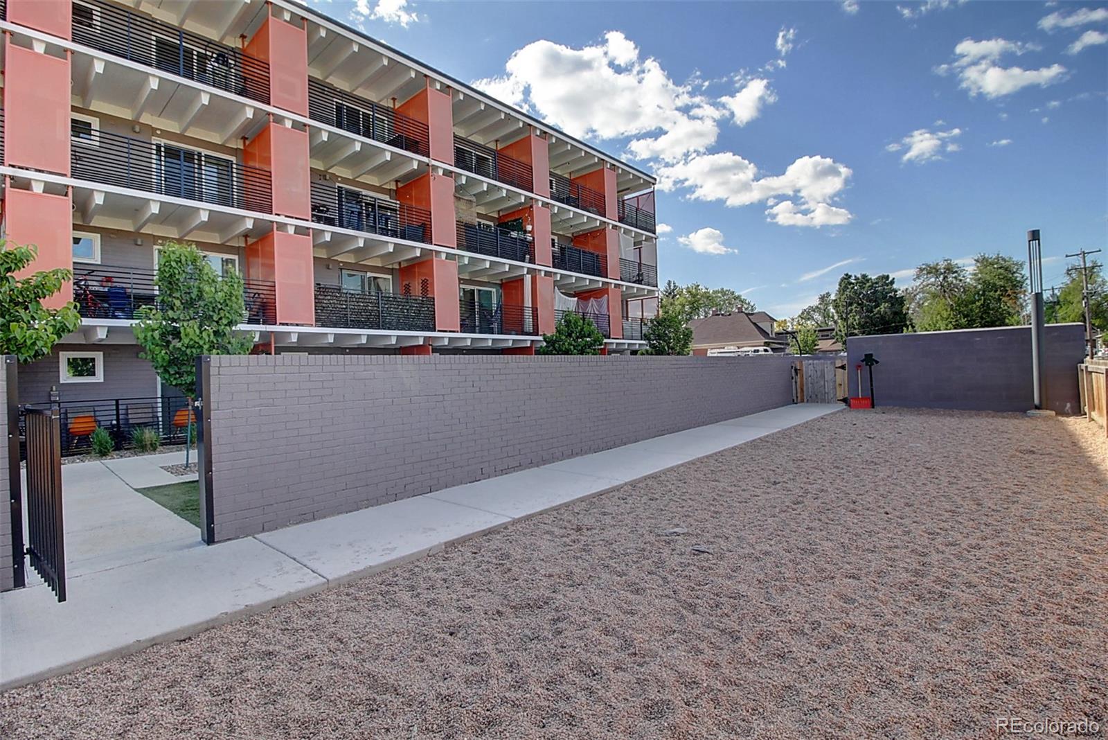 MLS Image #13 for 1495  vrain street,denver, Colorado