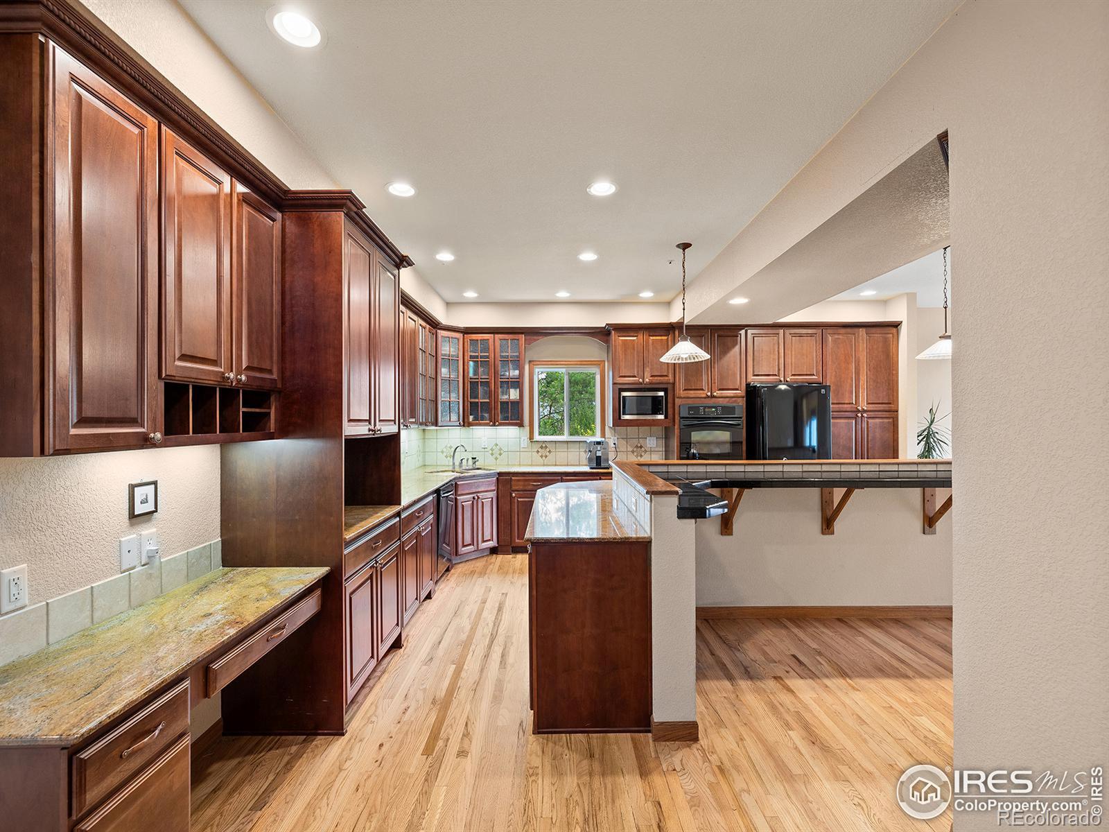 MLS Image #11 for 4412  cobb lake drive,fort collins, Colorado