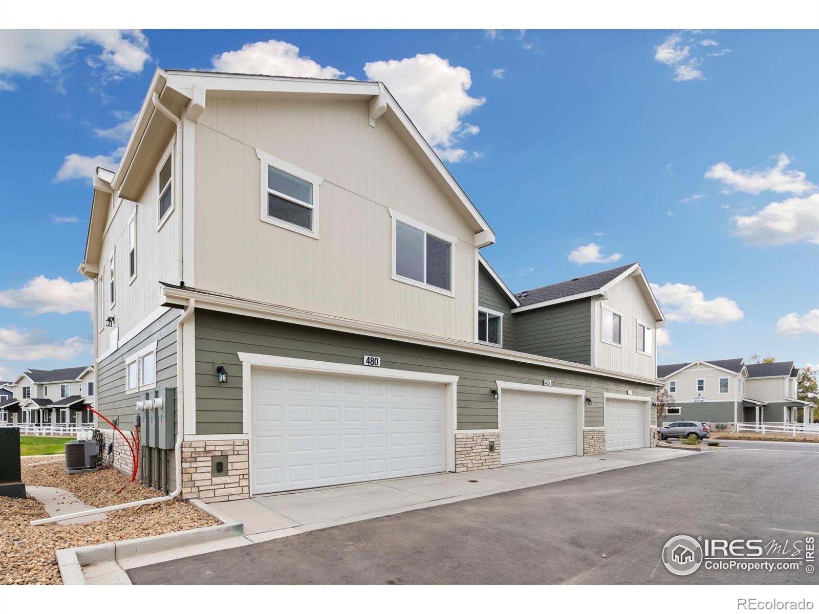 MLS Image #14 for 480  condor way,johnstown, Colorado