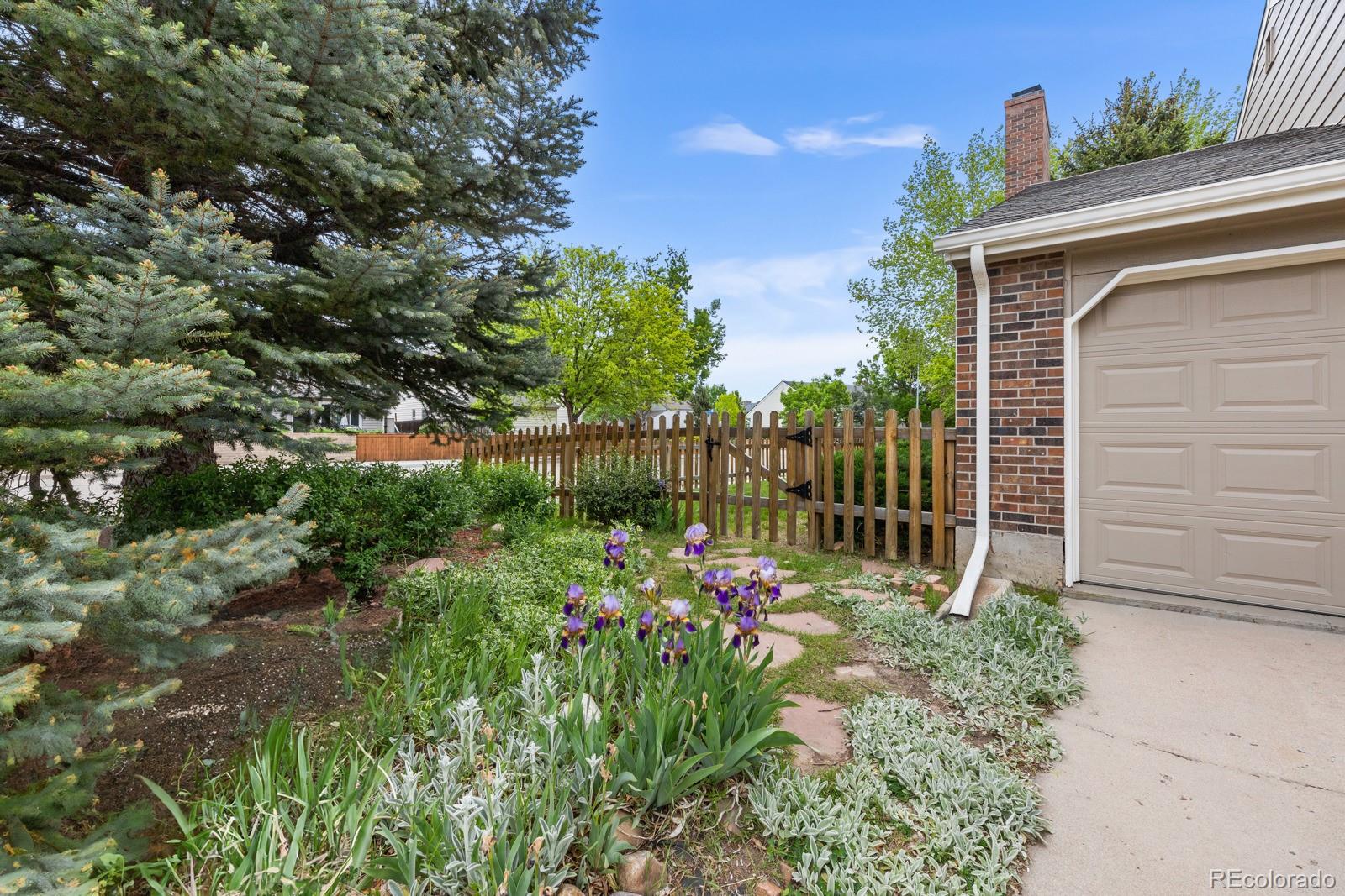 MLS Image #3 for 9985 w 81st drive,arvada, Colorado