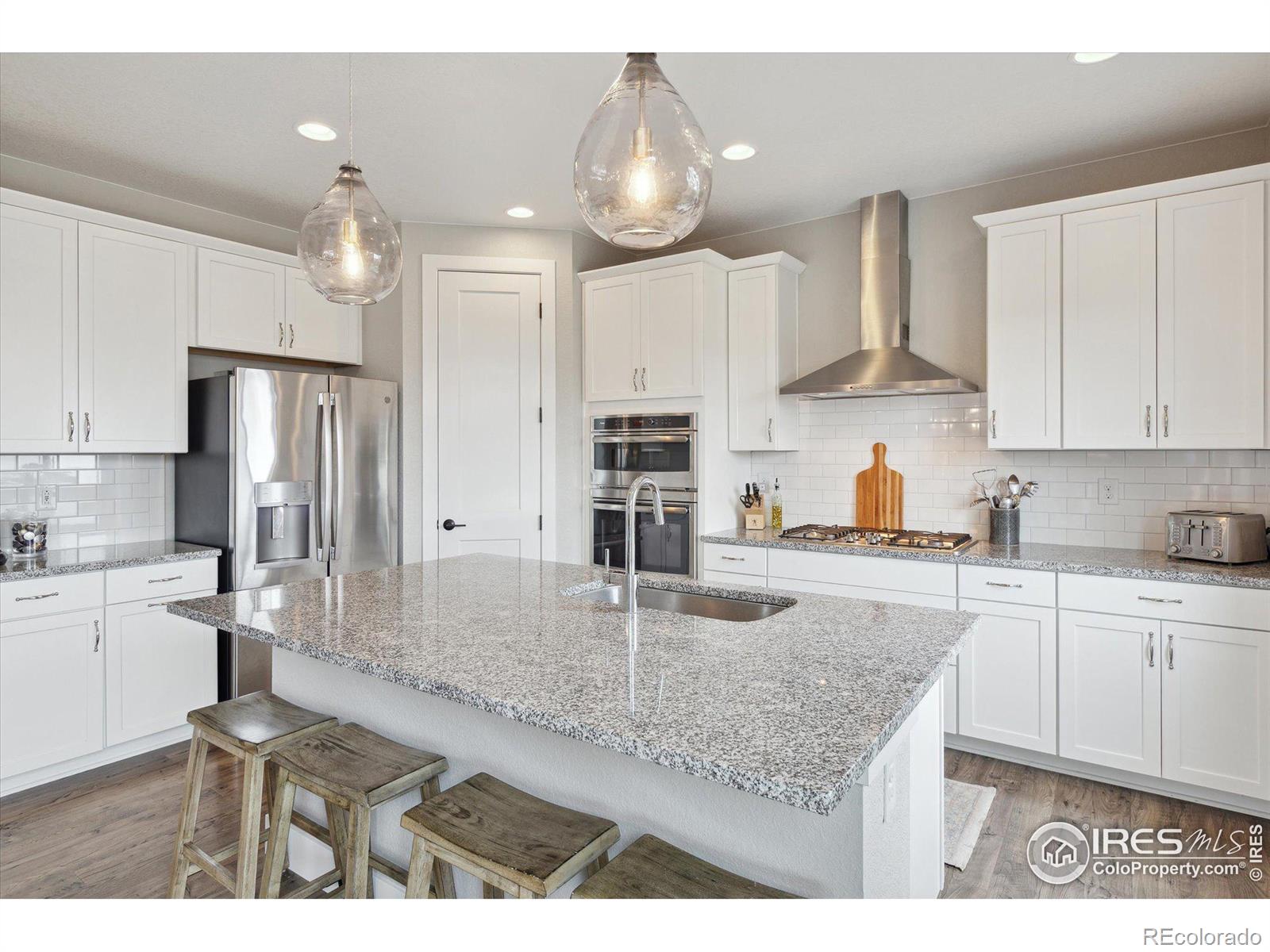 MLS Image #2 for 17581  drake street,broomfield, Colorado