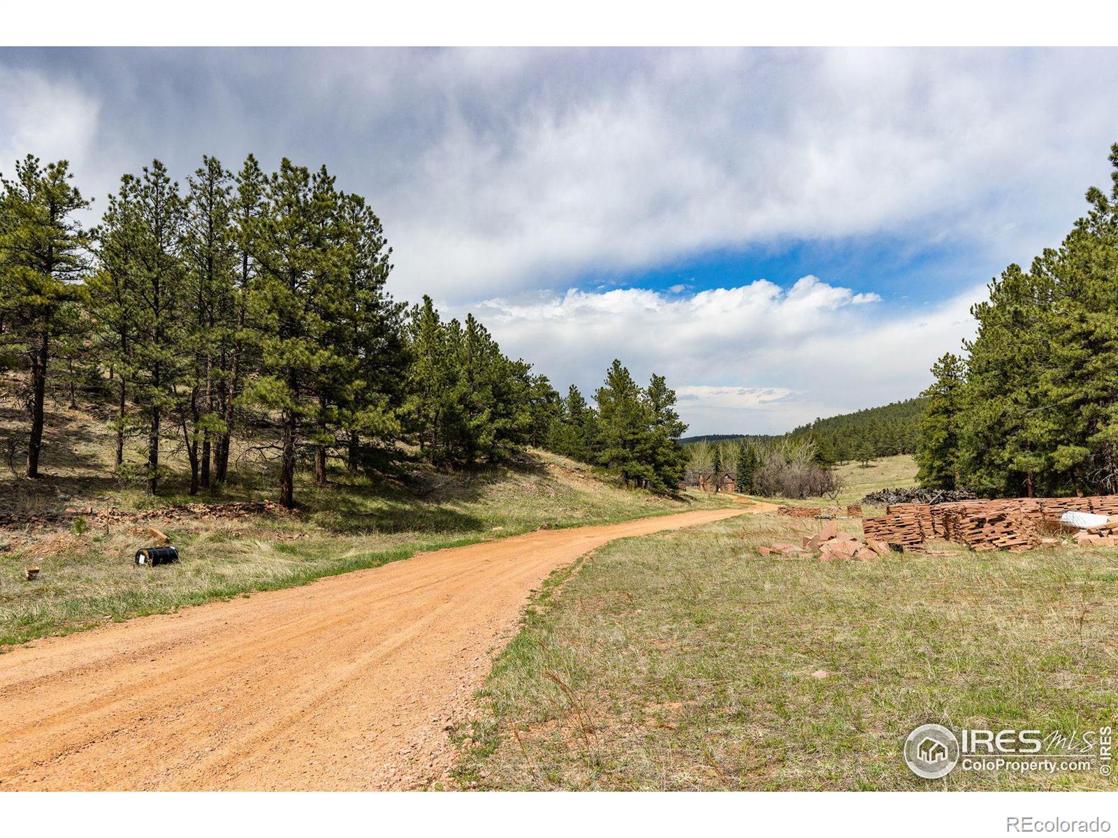 MLS Image #5 for 1312  steamboat valley road,lyons, Colorado