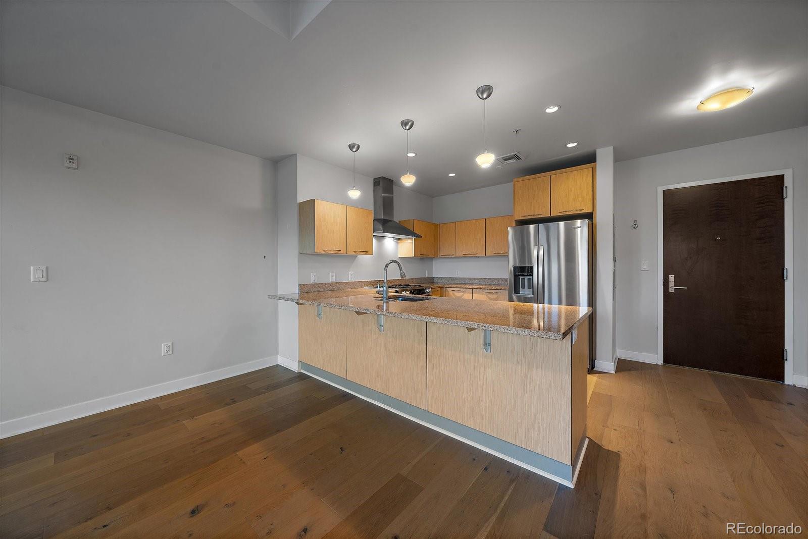 MLS Image #8 for 410  acoma street 303,denver, Colorado