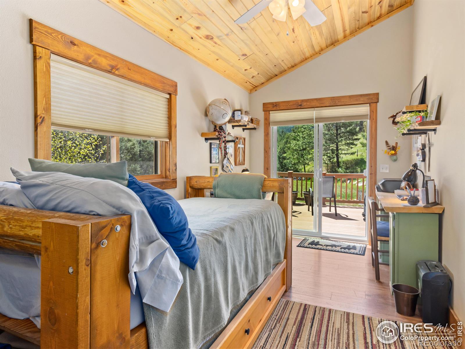 MLS Image #12 for 169  streamside drive,glen haven, Colorado