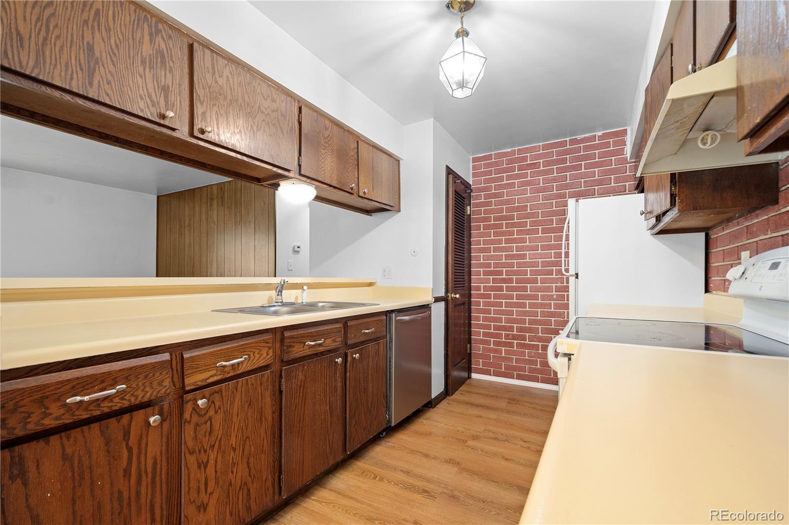 MLS Image #10 for 15157 e louisiana drive,aurora, Colorado