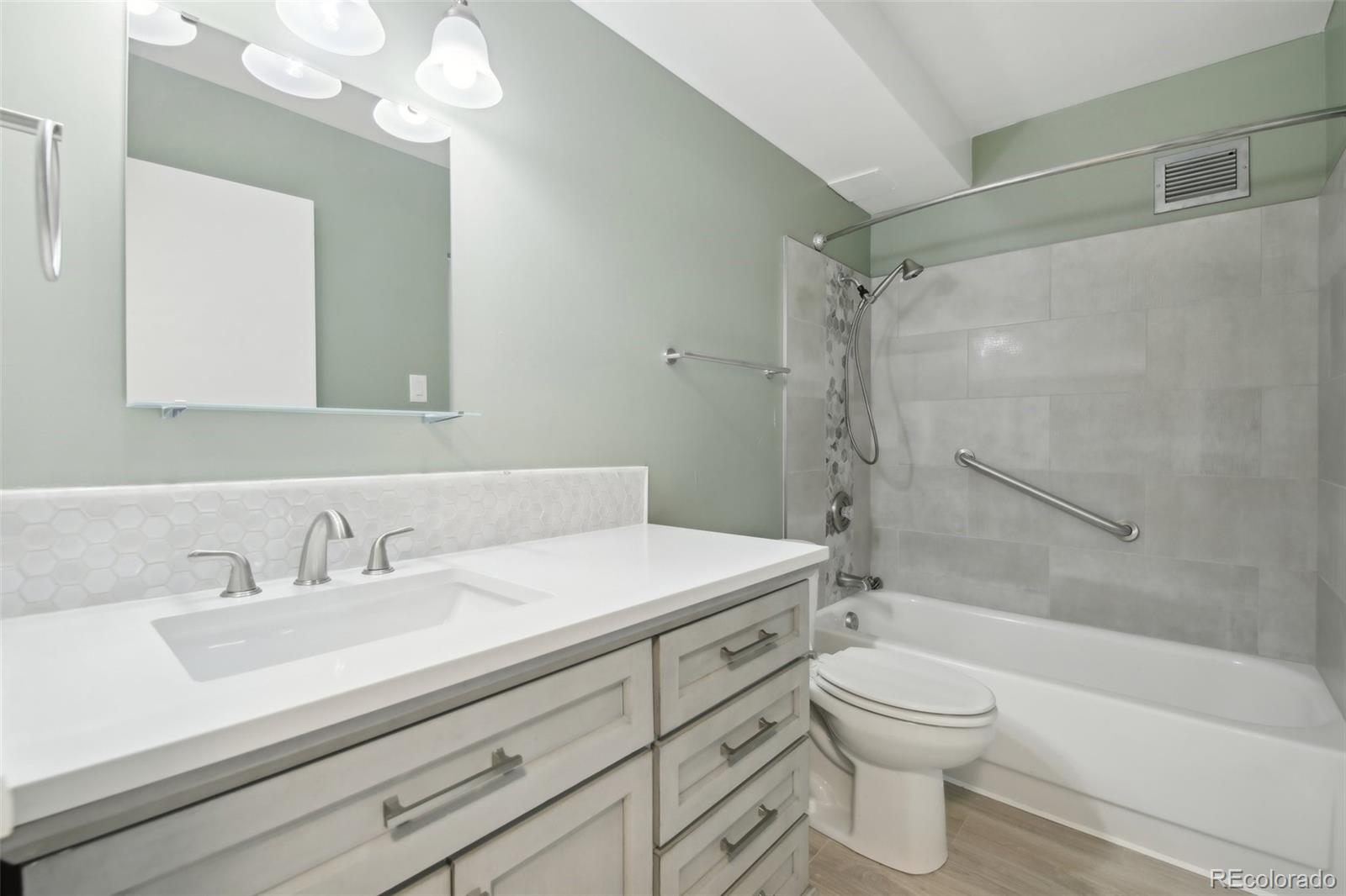 MLS Image #12 for 795 s alton way 8c,denver, Colorado