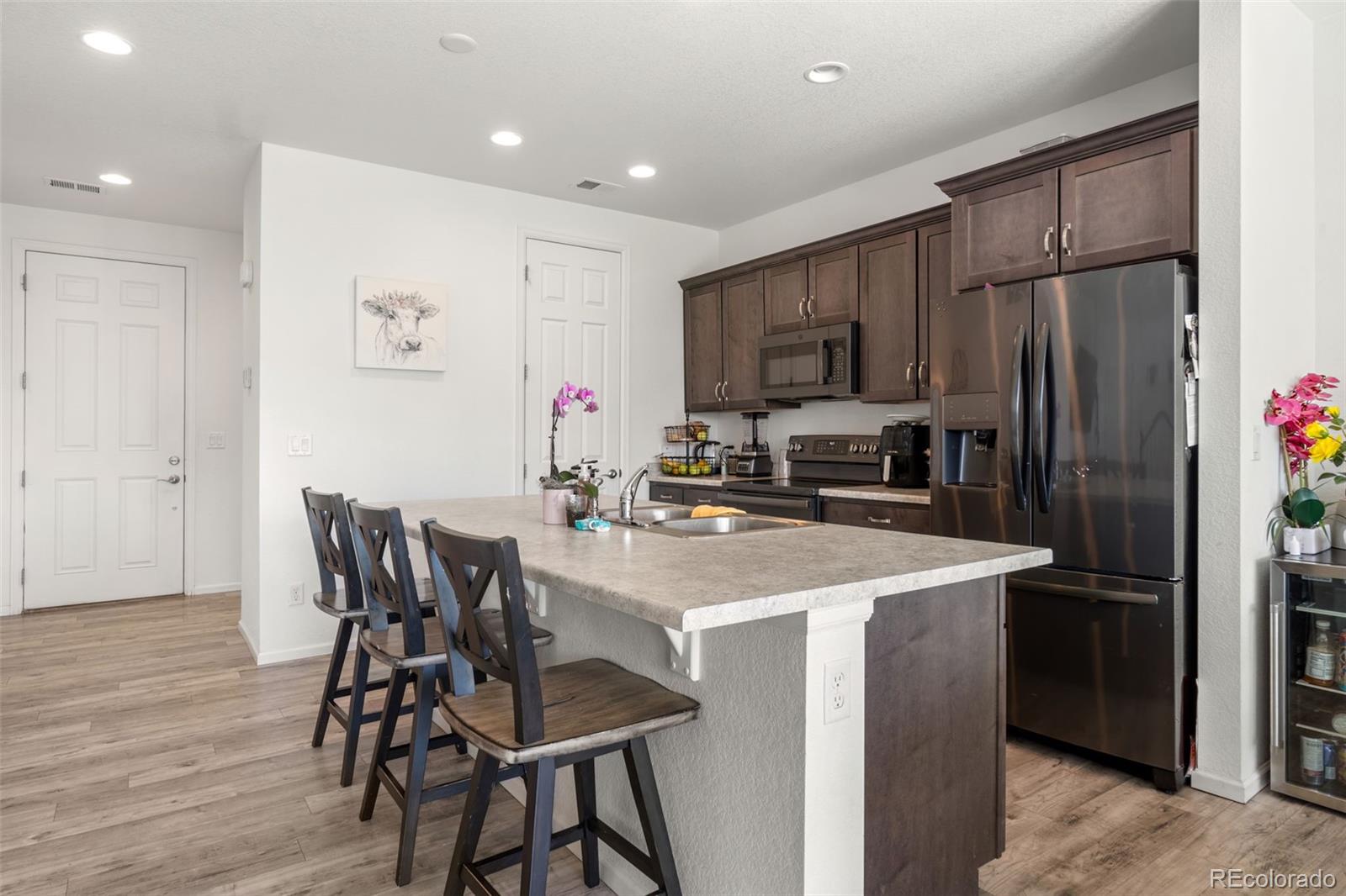 MLS Image #4 for 888 n undergrove way,aurora, Colorado