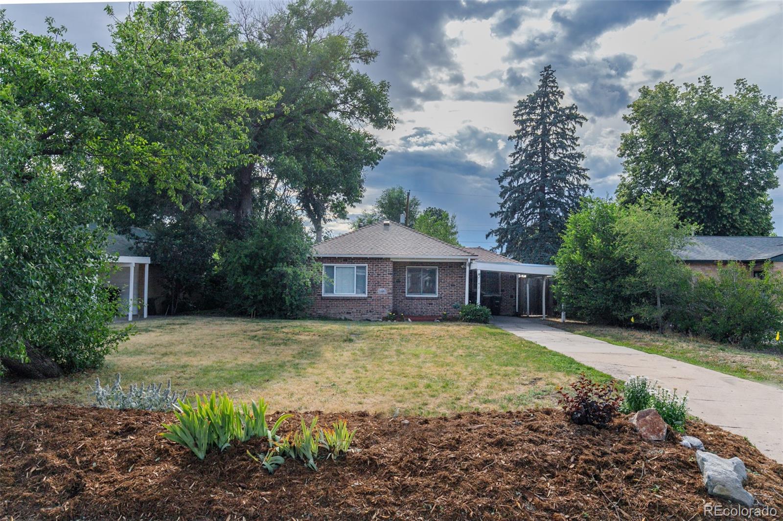 MLS Image #35 for 2141  oneida street,denver, Colorado