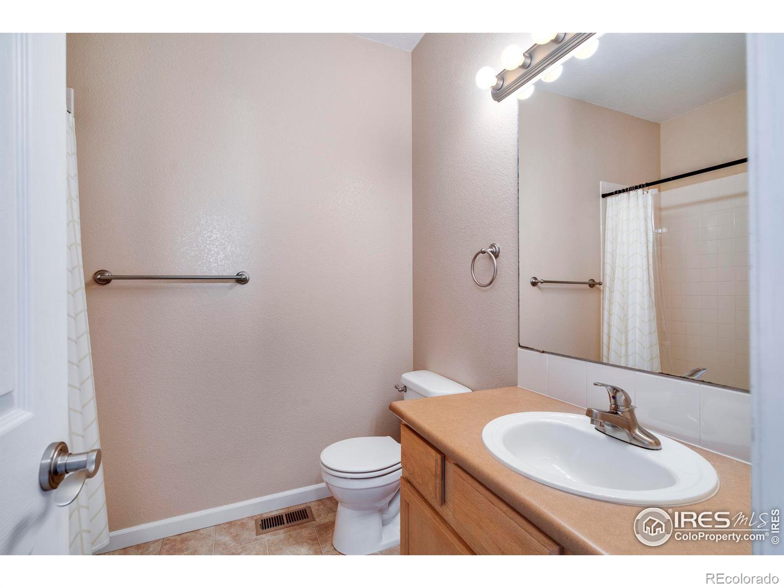 MLS Image #19 for 2921  kansas drive,fort collins, Colorado