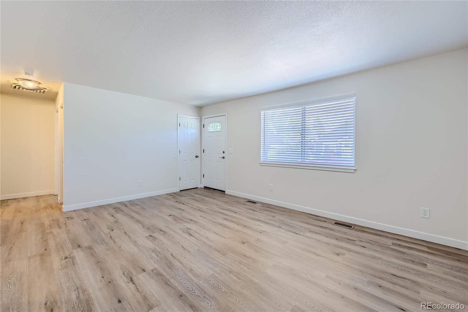 MLS Image #2 for 6010 s garland way,littleton, Colorado