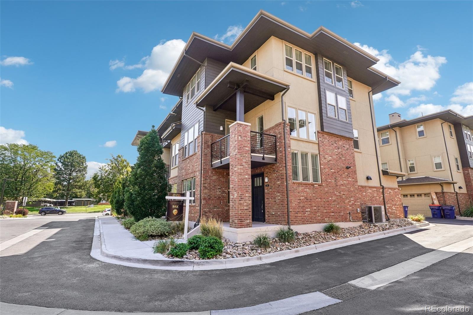 MLS Image #0 for 179 s monaco parkway,denver, Colorado