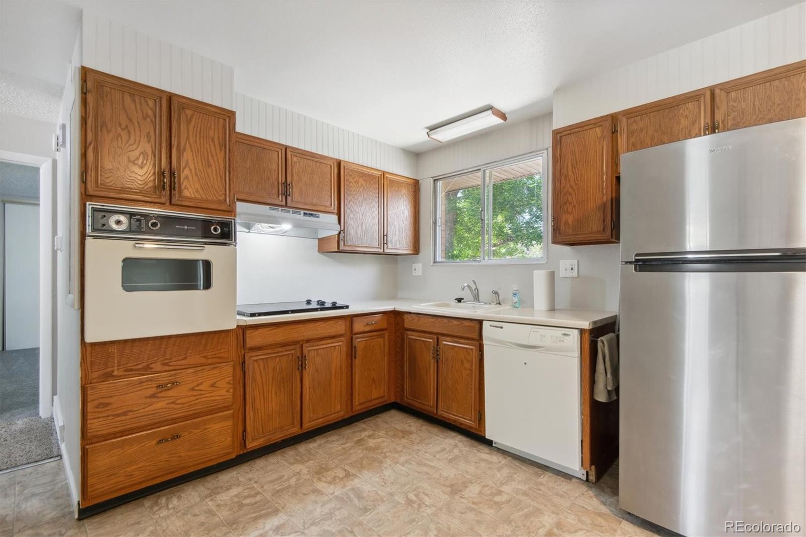 MLS Image #5 for 6447 s downing street,centennial, Colorado