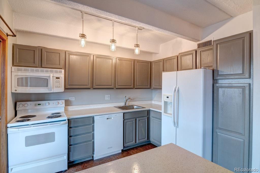 MLS Image #5 for 1441 n humboldt street,denver, Colorado